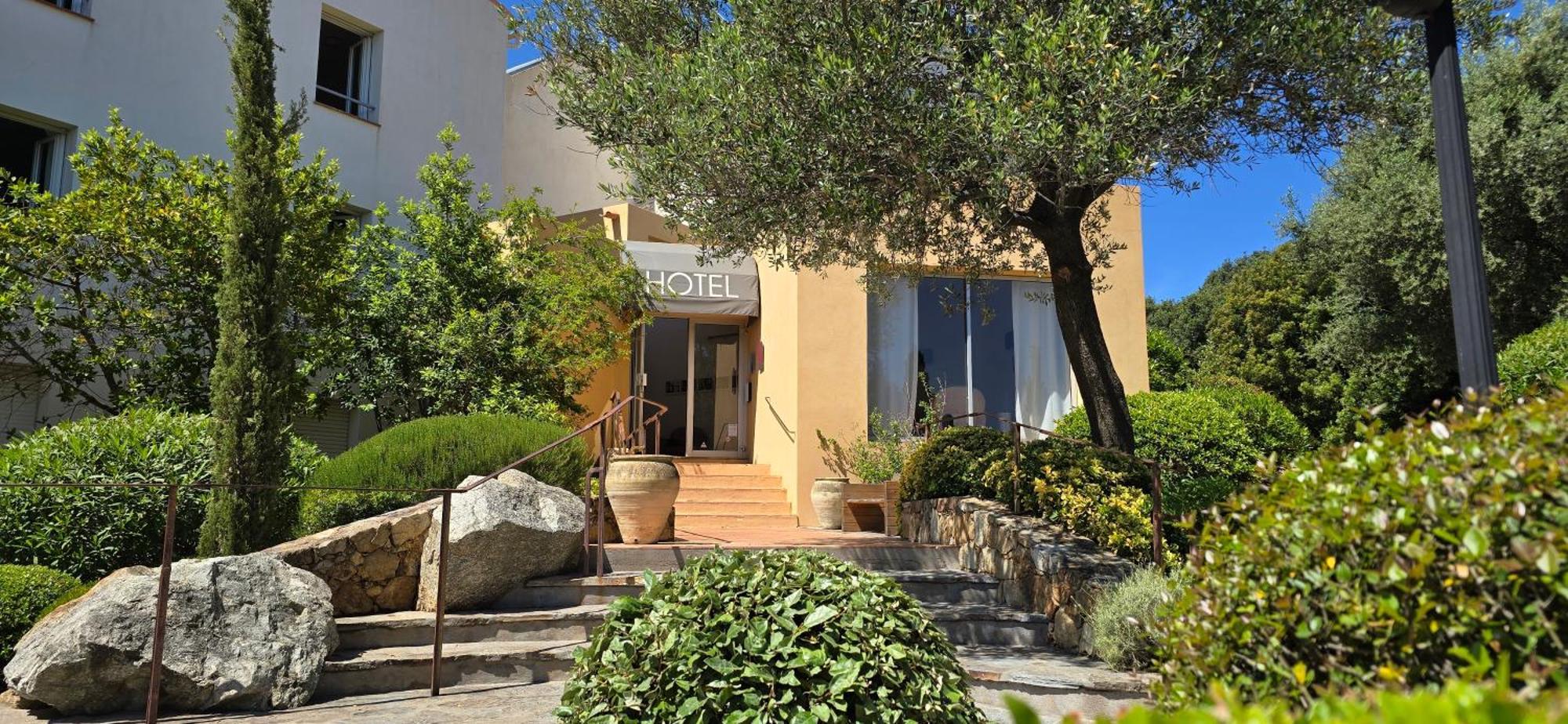 Hotel Cala Di L'Oru LʼÎle-Rousse Εξωτερικό φωτογραφία